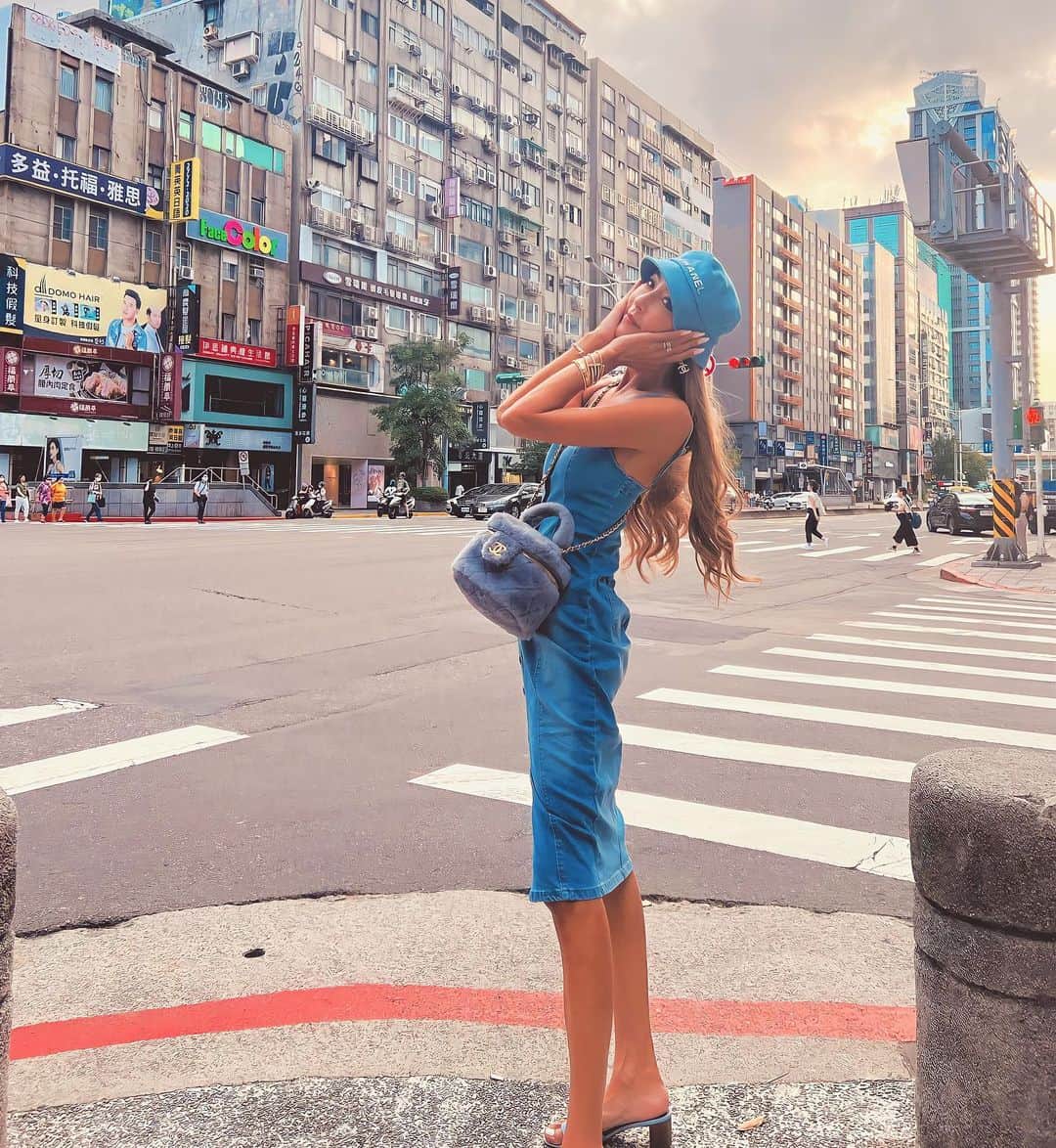 GENKINGのインスタグラム：「It’s humid🥵」