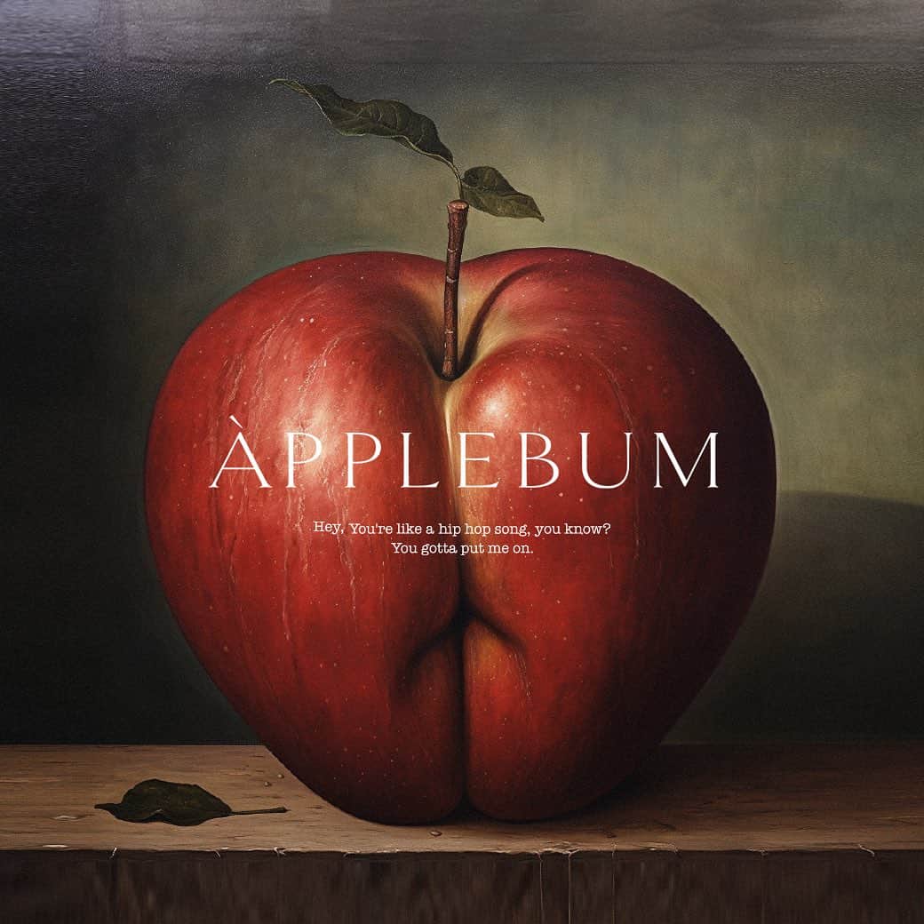 アップルバムさんのインスタグラム写真 - (アップルバムInstagram)「"BONITA APPLEBUM 1500” 15世紀の写実的な絵画のような【可愛いお尻のようなリンゴ】 ルネサンス期の絵画の美しさと雰囲気を醸し出してくれるグラフィックをロングTシャツに落とし込みました。 9.16(土)10時から発売致します。  #applebum」9月14日 18時30分 - applebum_tokyo
