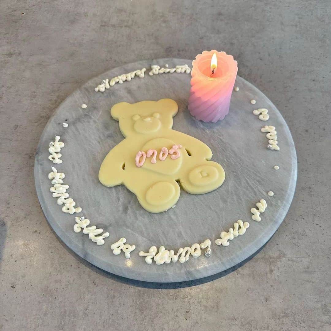 4meee!さんのインスタグラム写真 - (4meee!Instagram)「【保存必須❗️誕生日プレートでお祝いしよう🍰💕】  お誕生日やお祝いにかかせない バースデープレートを集めました🎂✨  #GYRE.Food（表参道） #TheBelcomo （青山） #Gentle Dining & Sushi Bar （表参道） #青山エリュシオンハウス　（青山） #TrattoriaCreatta　（大手町） #The lounge　（八王子）  -----photoby💌-----  @168._.skm @papi._.cafe @naaa__775 @otokoume.jp @_mogmogram___ @suzu._.gram @m.moe_0902  #東京カフェ #青山カフェ ⁡ #birthday #birthdayplate #バースデープレート #happybirthday #birthdaygirl #おめでとう #トラットリアクレアッタ #バースデーチョコボール#表参道ランチ #表参道グルメ #表参道ディナー #表参道テラス #東京グルメ #東京カフェ #東京ランチ #誕生日プレート #誕生日サプライズ #誕生日ケーキ」9月14日 18時52分 - 4meee_com