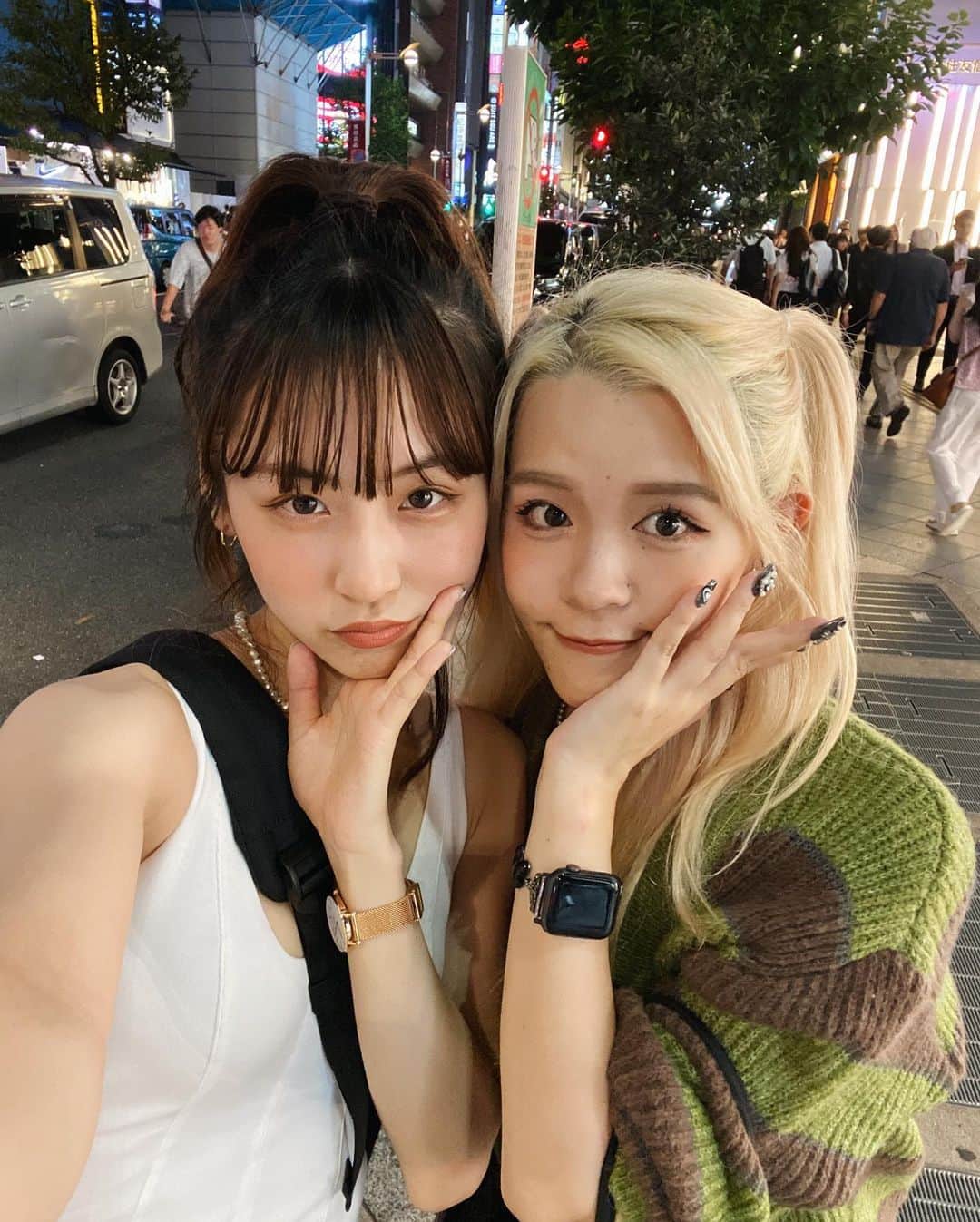 なつぴぴのインスタグラム：「ヒサビサ🖤」