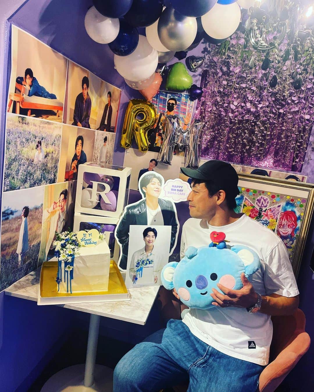 潮崎豪のインスタグラム：「. センイル🎂  尊敬してます🌳  #RM #ナムジャアミ #AXIZ #noah_ghc #boracafe1」