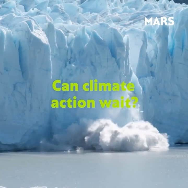 Marsのインスタグラム：「Climate change poses one of the most significant challenges of our era, with urgent calls from experts and the public alike for businesses to take decisive action. It’s why we want you to see our Net Zero Roadmap, our plan to achieve net zero greenhouse gas emissions as a company by 2050.   What else are we outlining in our roadmap?   ✅ A run-through of our progress reducing GHGs | We’ve decoupled our growth from our emissions — that means our business is growing, but our emissions continue to drop (by 8% against a 2015 baseline, even as our business grew by 60%).   ✅ How we're cutting emissions 50% by 2030 | And it’s been approved by the Science Based Targets Initiative.   ✅ Our financial investment | We’ll invest more than $1 billion over the next three years and continue to commit financial resources as needed until we achieve net zero.   From the factories that make our products to the veterinary clinics that care for our pets, we’re championing a holistic, achievable approach to climate change.   Head to our link in bio to learn more.」