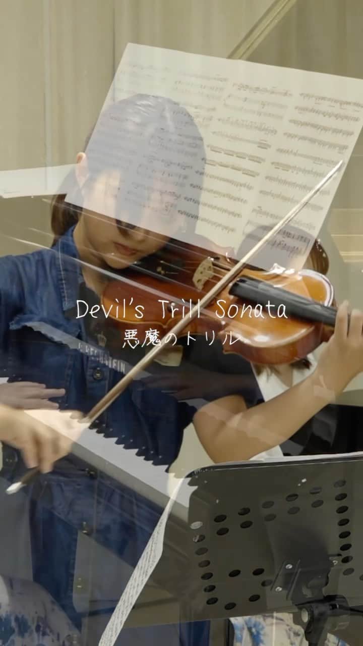 高松あいのインスタグラム：「Tartini:Devil's Trill Sonata タルティーニ:悪魔のトリル  . フルはYouTubeへ！  9/22から始まるツアーは悪魔×ヴァイオリンがテーマです！  .  #ヴァイオリン #バイオリン #ヴァイオリニスト #バイオリニスト #violin #violincover #violinplayer #violinpractice #violinperformance #小堤琴 #violinist」