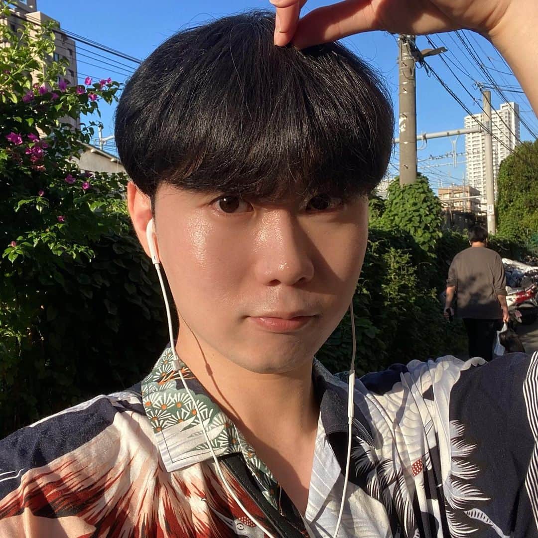 デボちゃんのインスタグラム：「☀️ アンニョンハセヨ🙂 #デボちゃん#挨拶」