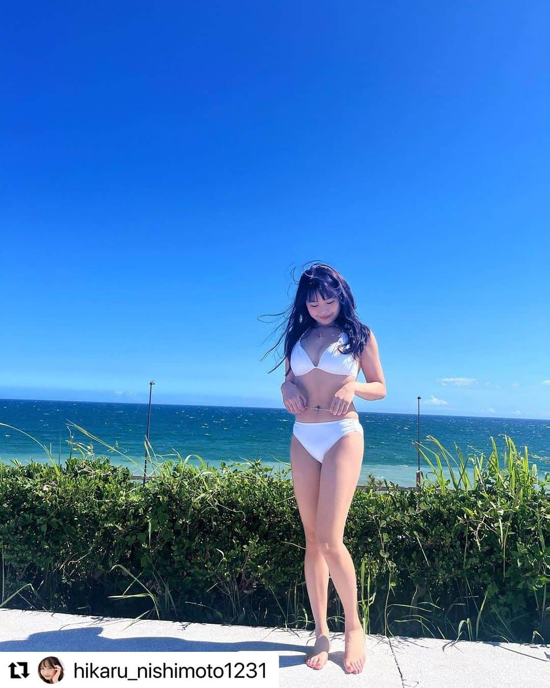 PEAK &PINEのインスタグラム：「まだまだ夏は終わらない🏝️ PEAK&PINE店舗にて ENDLESS SUMMERフェア開催中🔥🔥🔥 @peakpine_official   Thank you😘 #Repost @hikaru_nishimoto1231 with @use.repost ・・・ ・ 🌊🤍✨  明日はいよいよ関西コレクション本番です！  そして、8月7日（月）発売の 週刊プレイボーイ誌に、 3度目の登場をさせて頂きます☺︎  楽しみにしていただけると幸いです✨  #sea  #peakpine  #summer  #プール #ナイトプール  #水着 #ピークアンドパイン  #peakandpine #pool  #Instagram #instagood #instadaily #instafashion  #大人水着 #おしゃれ水着 #カップル旅行 #流行りの水着 #ナイトプール #日焼け対策 #ラッシュガード #新作水着 #流行りの水着 #流行りの水着 #人気の水着 #bikini #swimwear #宮古島  #peakpine #夏服 #イエベ #ブルベ　#トレンド水着」