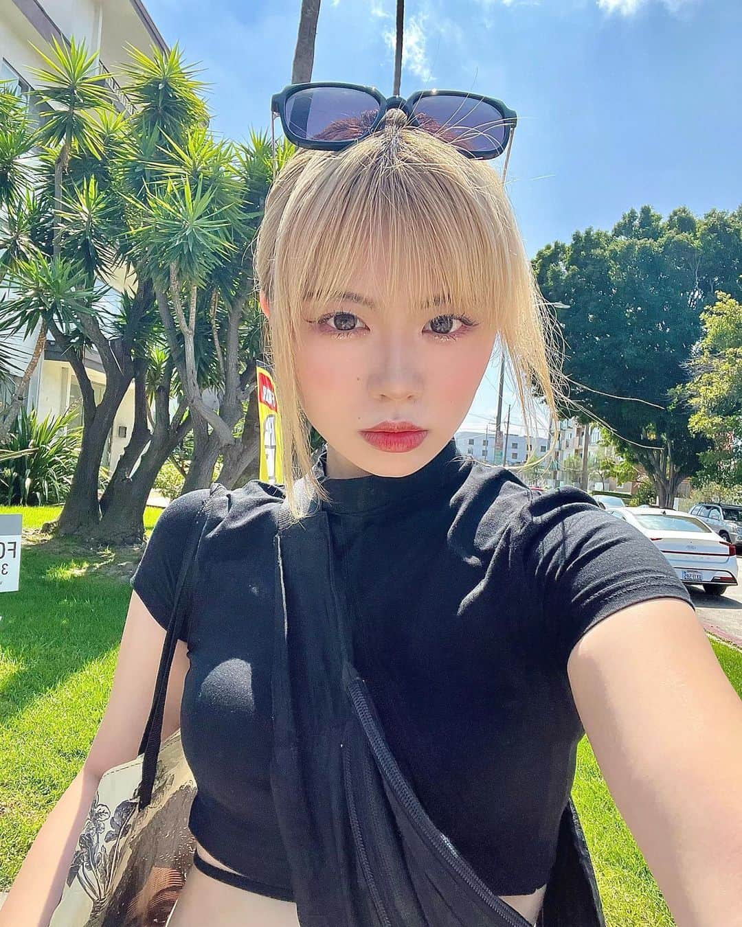 のインスタグラム：「💋」