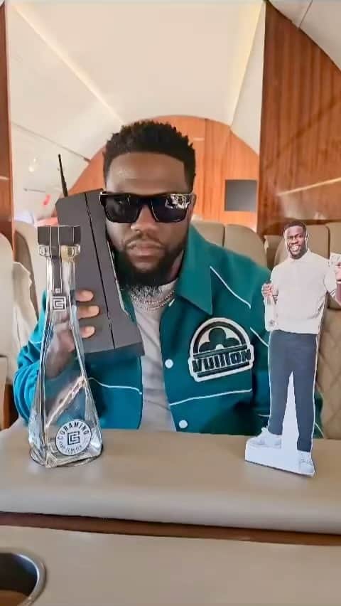のインスタグラム：「The world is going crazy over the “Mini Mino’s” …..The hype is real…. @grancoramino is the premium tequila for the people and we are delivering on all levels!!!!! Look at the Mini Me Standee next to the Mini Mino ….. That shit is 🔥….. let’s goooooooo people!!!!! Hard Work Taste Different ….. That Mino Liiiinnnnnoooooo is here to stay damn it!!!!!!」