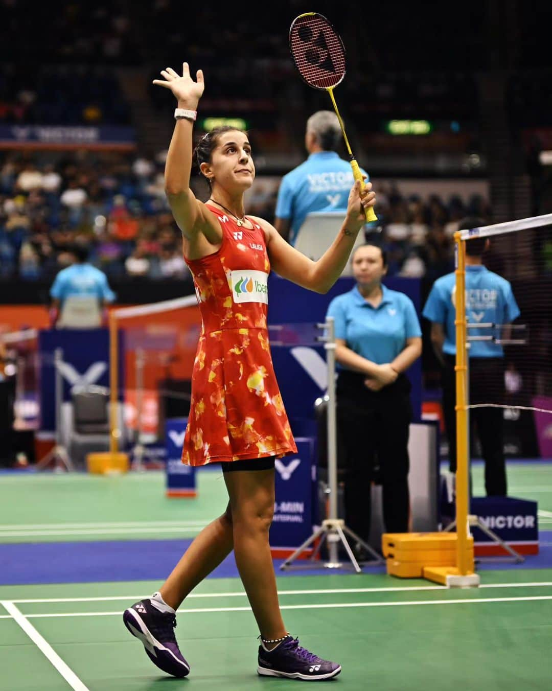 キャロリーナ・マリンのインスタグラム：「Tomorrow quarterfinals in Hong Kong! Let's keep fighting! 🏸  Mañana cuartos de final en Hong Kong! Seguimos luchando! 🇭🇰  📸 BadmintonPhoto  #PuedoPorquePiensoQuePuedo」