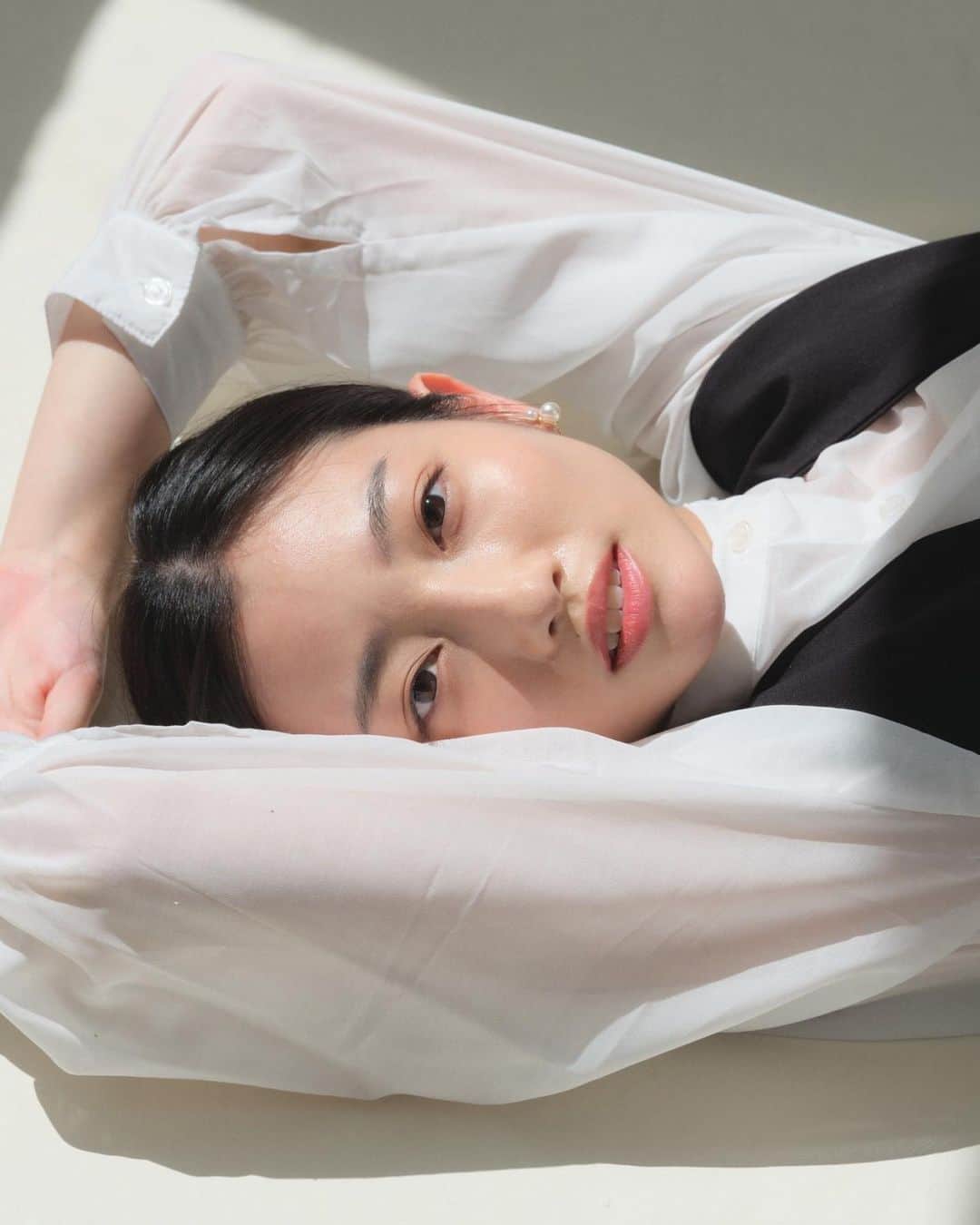 川島鈴遥さんのインスタグラム写真 - (川島鈴遥Instagram)「. 初作品撮り👗💄📸  素敵な方々とご一緒できて幸せでした。  まだまだ載せたい写真たくさんっっ  photographer @aizawa.takayuki  hair&make @maki_hairmake_  stylist @ryouske   ありがとうございました☺️  #作品撮り #photo #make #fashion #actor #川島鈴遥」9月14日 21時41分 - ririka.kawashima__official