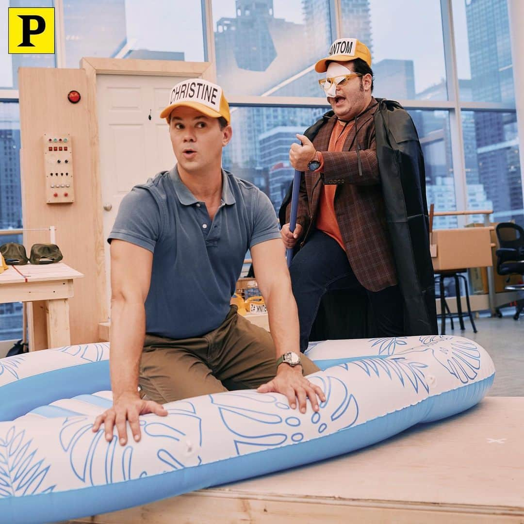 アンドリュー・ラネルズさんのインスタグラム写真 - (アンドリュー・ラネルズInstagram)「Playbill Exclusive: See @gutenbergbway's @andrewrannells and @joshgad tip their hats to iconic Broadway duos.   Click the link in our bio to see more of their photos!  📸: by @emiliomadrid」9月14日 22時00分 - andrewrannells