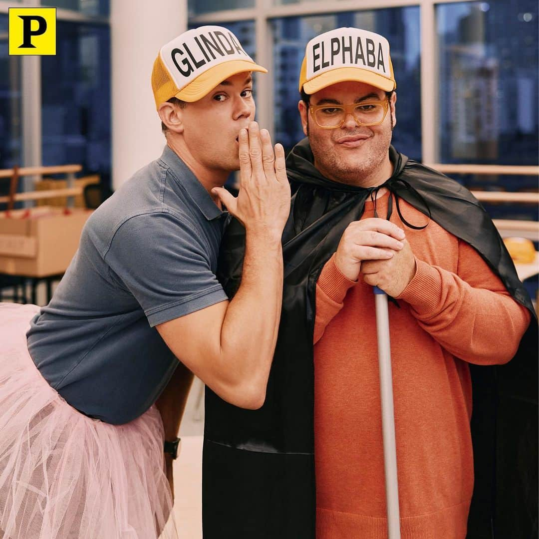 アンドリュー・ラネルズさんのインスタグラム写真 - (アンドリュー・ラネルズInstagram)「Playbill Exclusive: See @gutenbergbway's @andrewrannells and @joshgad tip their hats to iconic Broadway duos.   Click the link in our bio to see more of their photos!  📸: by @emiliomadrid」9月14日 22時00分 - andrewrannells