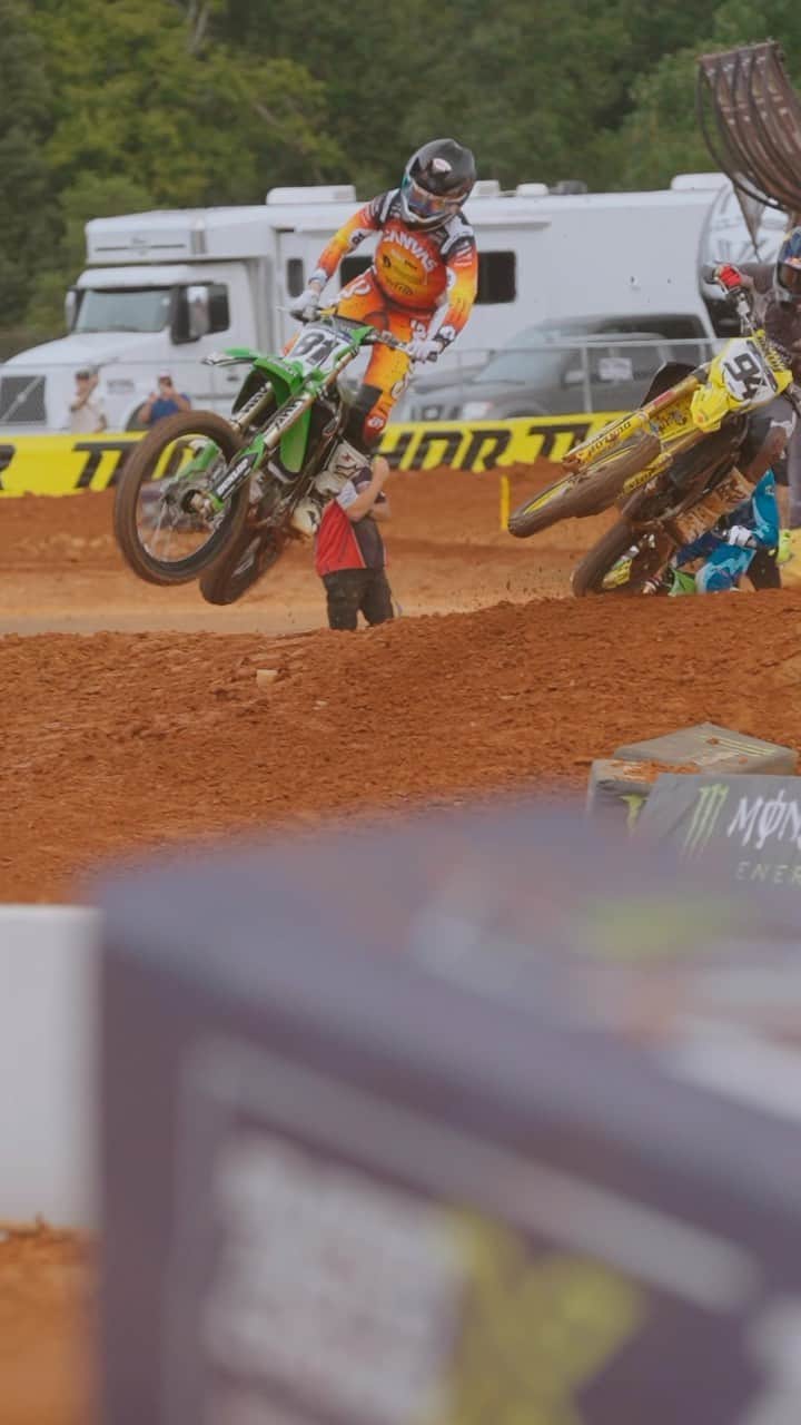 Racer X Onlineのインスタグラム：「Charlotte set the bar for the SMX Playoffs 🔥 Who’s ready to see what kind of racing Chicago has to offer⁉️ @supermotocross #SMX」