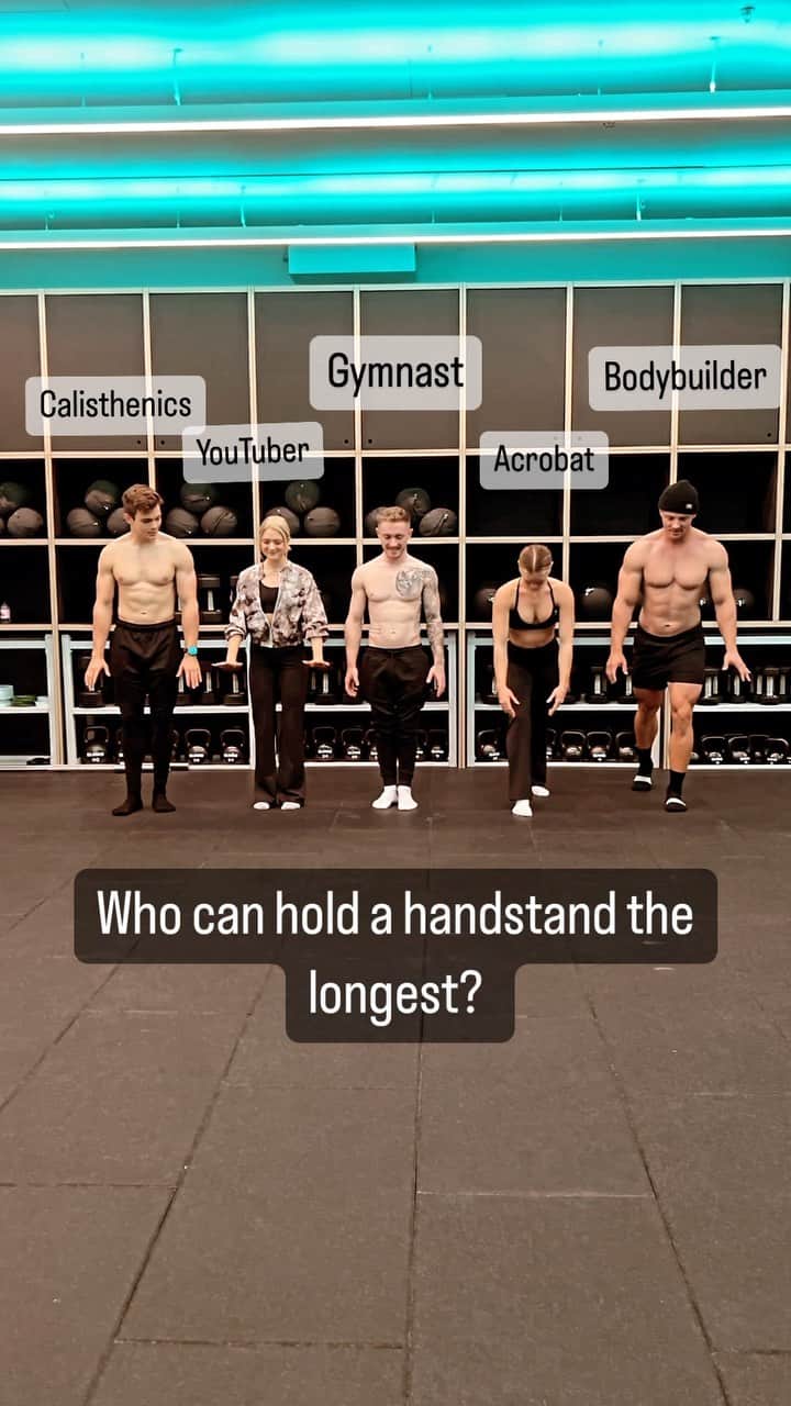 ナイル・ウィルソンのインスタグラム：「I’m not actually sure who won!?? 😅🤸🏼 @stanbrowney @growingannanas @morganrosemoroney @stevecook @gymshark 💪🏼 #Calisthenics #youtuber #gymnast #acrobat #bodybuilder #gymshark」