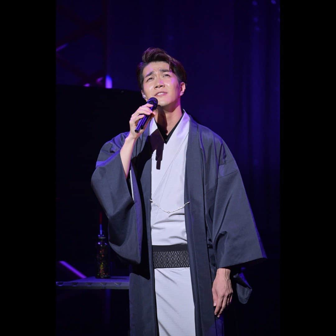 中澤卓也のインスタグラム：「中澤卓也 演歌・歌謡曲ツアー in 新潟市民芸術文化会館🎤✨  2023/09/04 Photo by @shirahara   改めて、地元・新潟のステージからの景色は最高でした✨ みんなありがとう！  #全国ツアー #演歌歌謡曲ツアー #新潟公演 #りゅーとぴあ #新潟市民芸術文化会館 #おもひで #白原写真館 #handsmade #陽はまた昇る #中澤卓也」