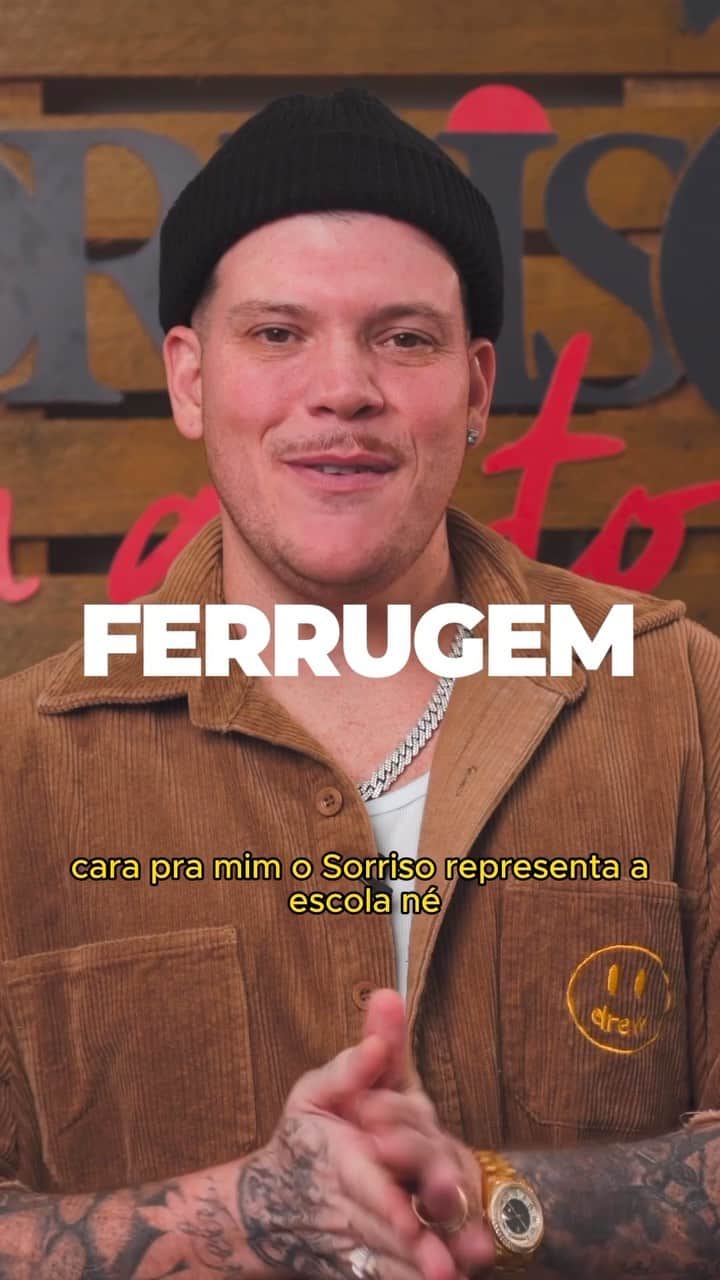 Sorriso Marotoのインスタグラム：「Ferrugem! 🙌🏽  Irmãozinho, nossos caminhos  já se cruzaram muitas vezes e agora vamos seguir fazendo história juntos, você tinha que fazer parte desse momento, desse projeto e com essa música. Obrigado por ter contribuído TANTO com o seu talento. ♥️  O lançamento tá vindo aí e vamos mostrar ‘ELA’ pra galera numa versão nossa. Hoje às 21h, Sorriso Eu Gosto No Pagode - Parte 1!」