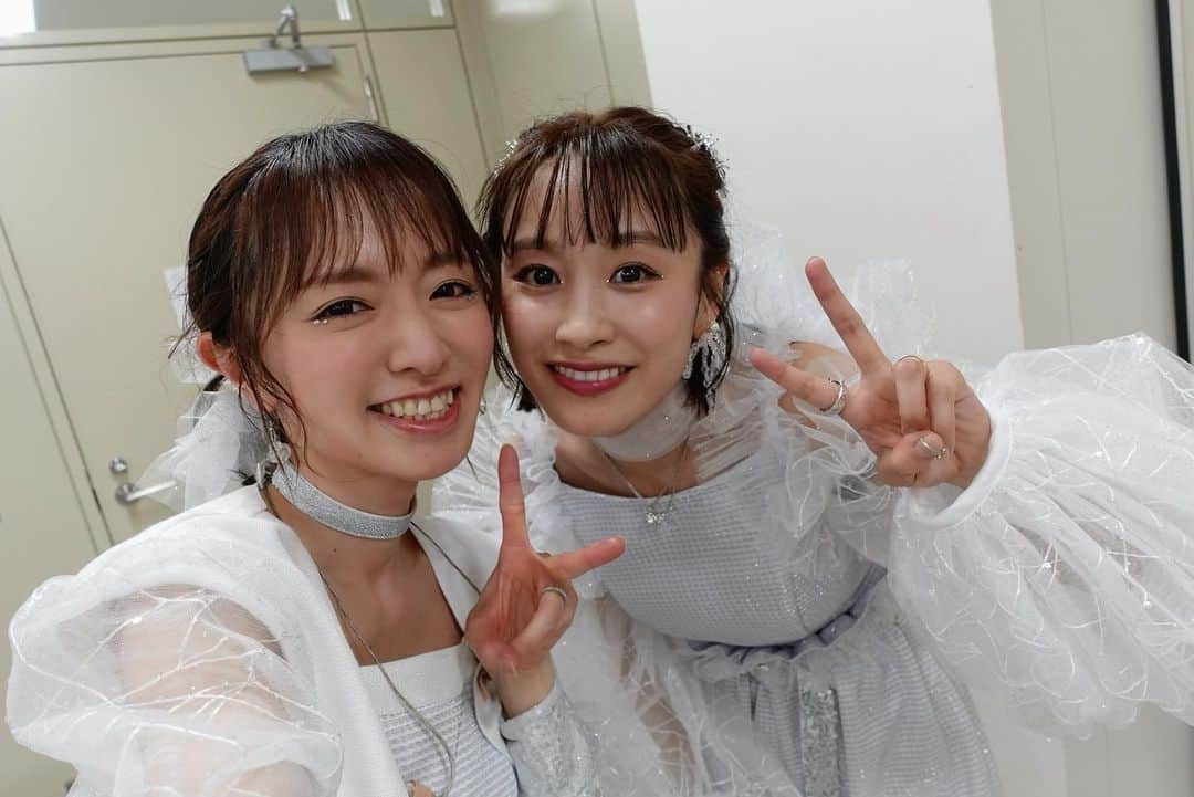 紺野あさ美のインスタグラム：「ハロコンツーショットシリーズ🫂♡   #得意技は時差投稿 になる前にどんどん！！ もう4日経ってるけど🤭笑」