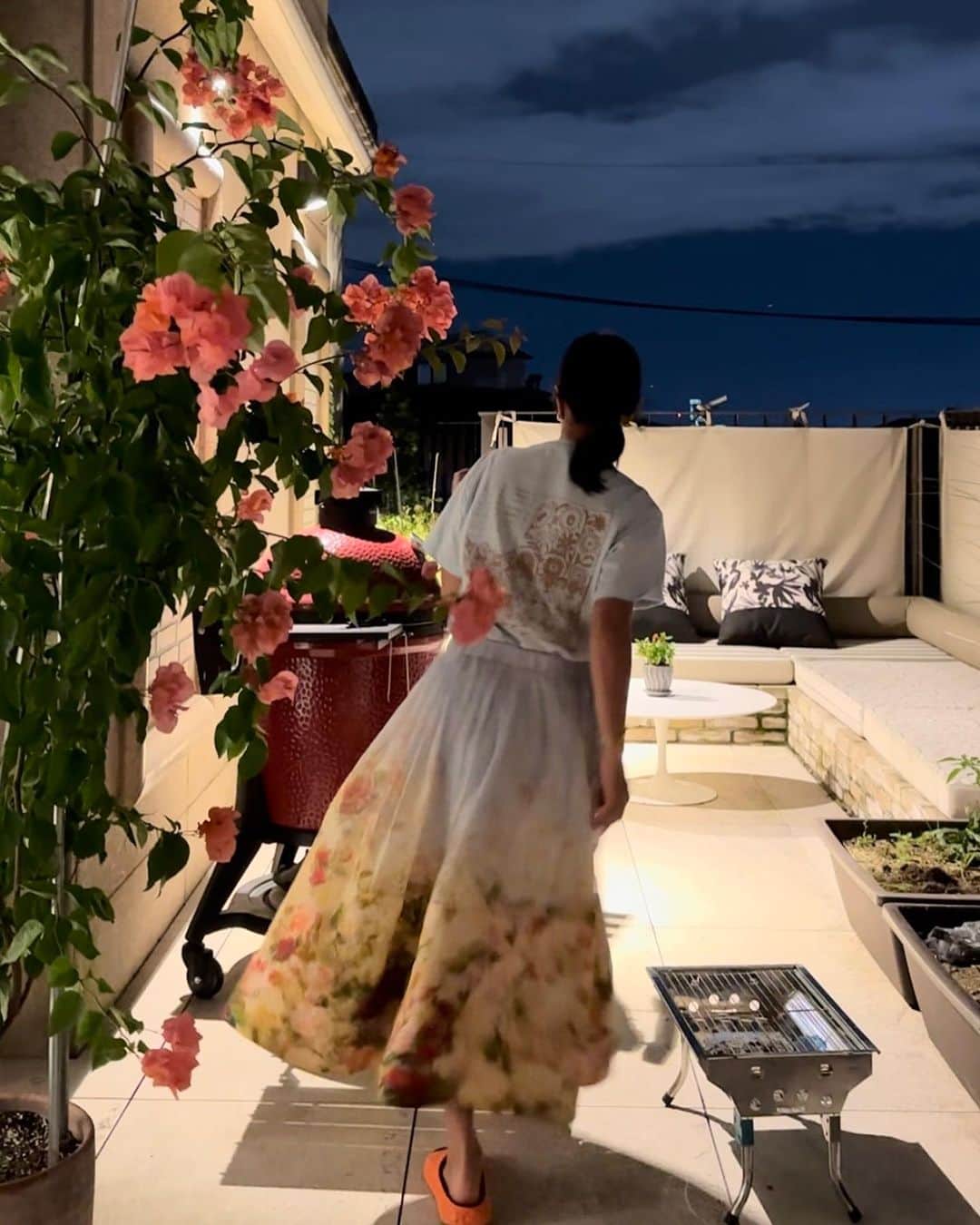 のインスタグラム：「아름다운 밤!🌌🌠🍖🍗」