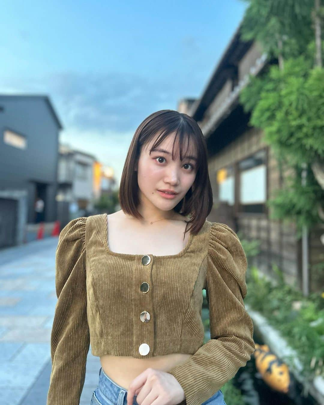 中崎花音さんのインスタグラム写真 - (中崎花音Instagram)「大好きな駄菓子横丁☺︎ 川越でおすすめの食べ物ありますか？🍠  #川越小江戸 #川越 #本川越 #川越食べ歩き #川越グルメ #川越カフェ #駄菓子屋 #駄菓子横丁 #ザラコーデ #ぼぶ #夕焼け」9月14日 23時46分 - cq_kanon_n