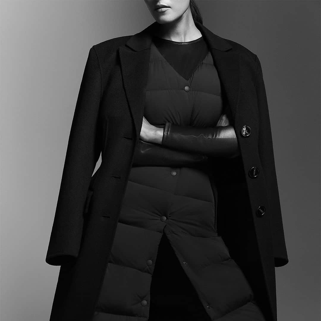 マッカージュのインスタグラム：「BLACKED-OUT MINIMALISM    Presenting the City Collection, a cohesive capsule featuring timeless designs modified through a blacked-out effect. Designed for modern travellers, for a stealth yet sophisticated statement.   More on MACKAGE.COM   #MACKAGE #MONDEMACKAGE」