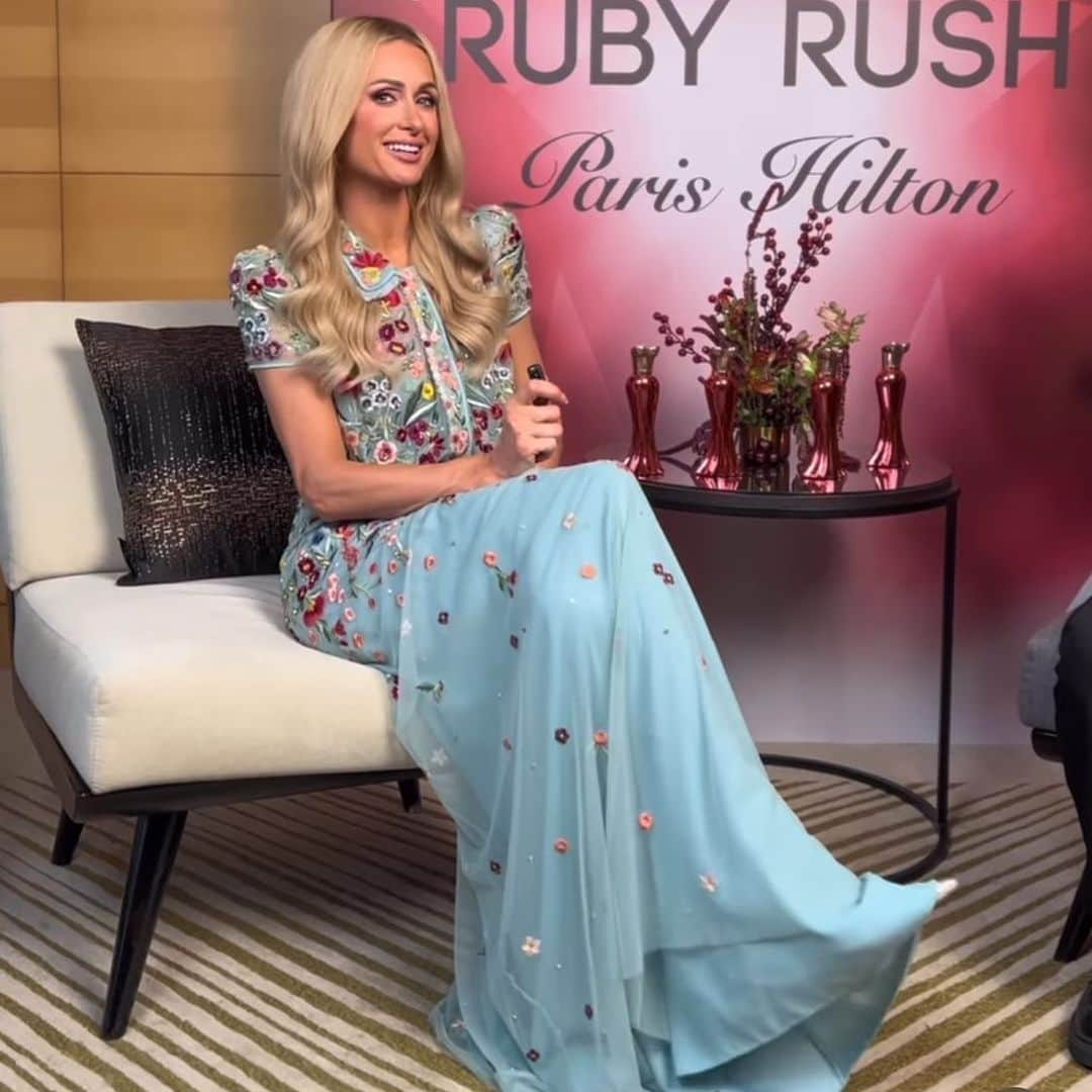 ジェニーパッカムさんのインスタグラム写真 - (ジェニーパッカムInstagram)「Paris Hilton looking gorgeous in her Jenny Packham dress 🌟 at her perfume launch. Congratulations @parishilton ❤️  #jennypackham #parishilton #paris #sliving #newyork #hollywood #style #la #london #milan #fashion」9月15日 0時01分 - jennypackham