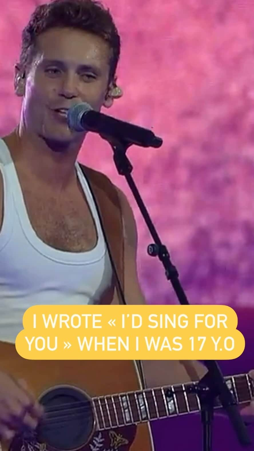 Bastian Bakerのインスタグラム：「« I’d sing for you » live acoustic. People often ask me if I get bored of always playing the same songs. I’ve been playing this one almost daily for 15 years. I never get tired of it, because of the happiness I see on all of your pretty faces when I start singing it. Thank you everybody for giving my music a purpose. I’m thankful ❤️ by the way, this language is Swiss German for those wondering what’s going on 😂👌」