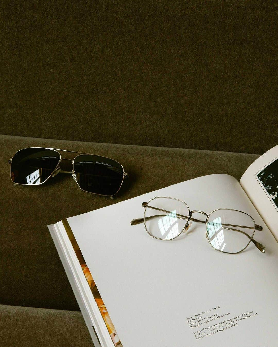 オリバーピープルズさんのインスタグラム写真 - (オリバーピープルズInstagram)「Clean and simple in Clifton and Clyne.」9月15日 0時39分 - oliverpeoples