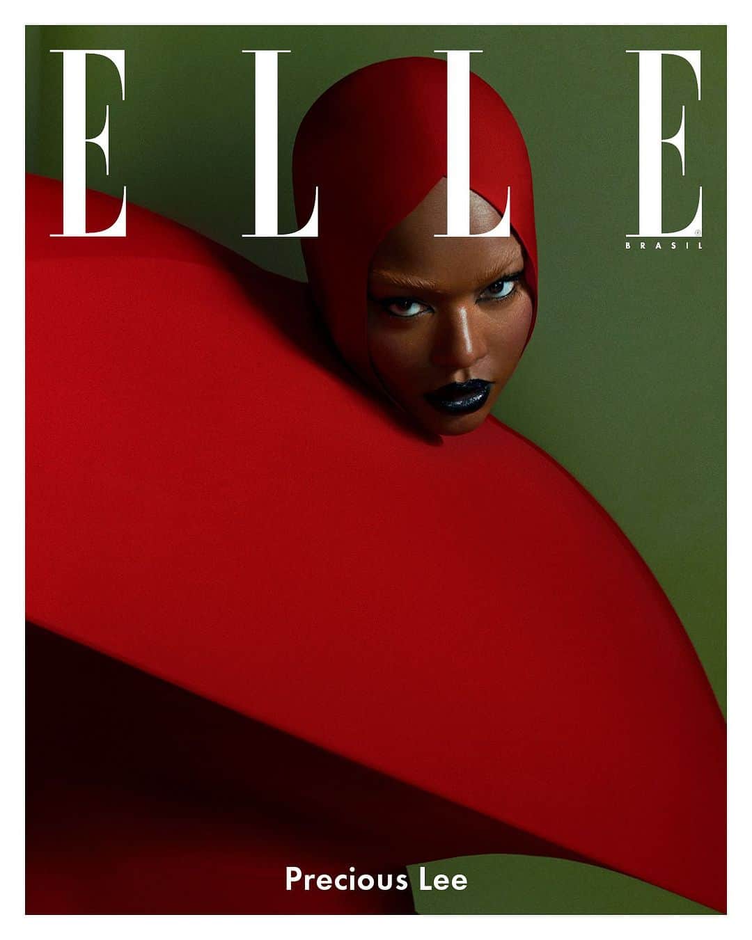ELLE Brasilのインスタグラム：「A edição de setembro da ELLE Brasil está imperdível: @preciousleexoxo na capa, editorial de coleções, inspirações de beleza e entrevistas tem-que-ler. Garanta a sua já no nosso site ou na lojinha do Instagram.  Precious Lee veste @bad_binch_tongtong.  __  You can't miss our September issue: @preciousleexoxo on the cover, a fashion editorial of all the best collections that are arriving on the store, beauty inspirations and great interviews. Buy yours now at our site or at our Instagram store.  Precious Lee wears @bad_binch_tongtong.  Model: @preciousleexoxo (IMG Models)  Creative director: @luciano_schmitz Photographer: @zee_nunes Fashion director: @lucasboccalao Stylist: @julianagmnz Beauty artist: @raisaflowers Nail designer: nailglam Photo assistant: @fernandofreire @christopherjoelrandall Stylist assistant: @bergamaschimaju @juliabbrando @glaurosimoes Beauty assistant: @eunicekristen Executive production: @bellaaribeiro @danielaschults Executive production assistant: @manda_bomfim Retouch: @studiobrunorezende」