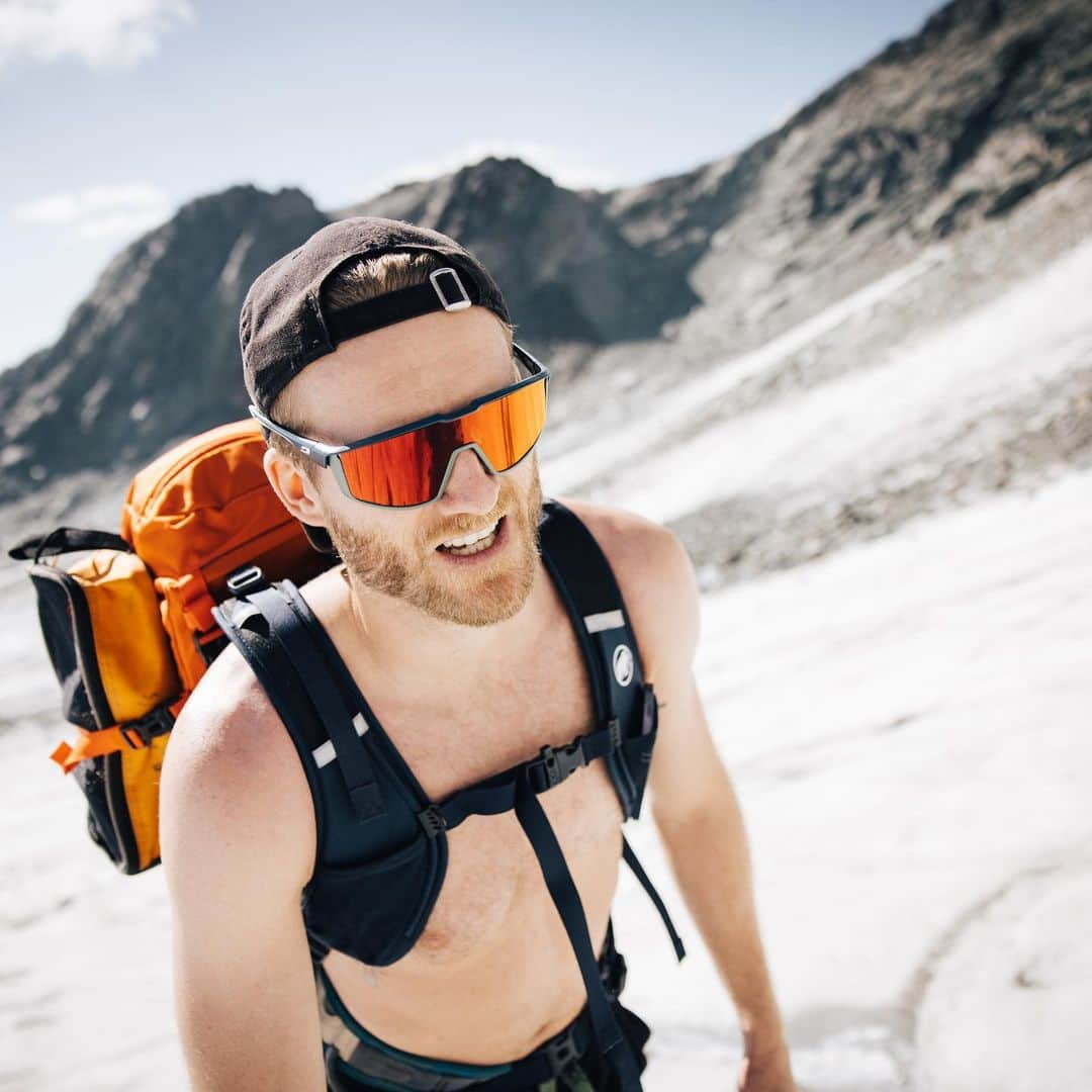 アンドレ・シュールレさんのインスタグラム写真 - (アンドレ・シュールレInstagram)「Series on pictures from our trip to Austria!! Quite humbling to feel the force of nature! The silent power of a mountain! Grateful to be able to experience life like that 🙏🙏🙏」9月15日 2時14分 - andreschuerrle