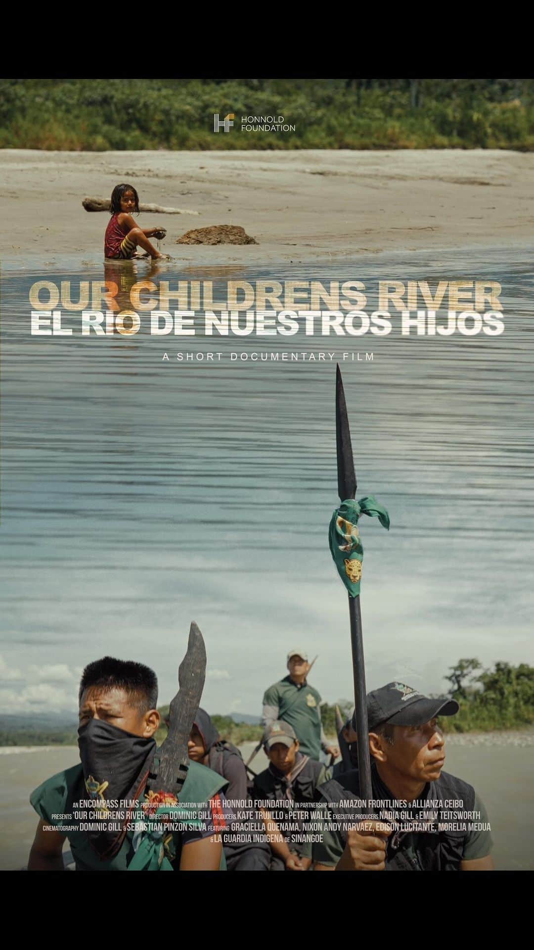 アレックス・オノルドのインスタグラム：「Meet the Indigenous Guards of the Amazon rainforest! Introducing: “Our Children’s River” – a Honnold Foundation film, in partnership with @amazonfrontlines and @alianzaceibo.  Indigenous guards risk their lives to protect their ancestral lands and one of earth’s most biodiverse places from the threats of extractive industries including mining, oil and logging.   The upcoming short film “Our Children’s River” follows the Indigenous guard of Sinangoe in Ecuador, one of several Indigenous communities spearheading these efforts. Thanks to the tireless work of their community guard, Sinangoe was able to force miners out of their territory and set a critical precedent for Indigenous people’s right to decide over the future of their rainforest homes.    Patrolling across 63,000 hectares of pristine rainforest, Sinangoe’s guard peacefully monitors and, when necessary, confronts illegal operations, using technology like solar-powered video cameras, drones, and other devices to to file formal complaints to authorities and even lawsuits against the bad actors.   Watch the trailer now, and stay tuned for the full film, set for release next week!   Presented by the @honnoldfoundation, in partnership with @alianzaceibo and @amazonfrontlines Starring: @nixon_ande_narvaez_ and La Guardia of Sinangoe Directed by @Domgill1980 & @encompassfilms Cinematography: @domgill1980 & @spinzonsilva Produced by @peterrwalle & @ktrujill EP: @emilyaruna & @nadiagill」