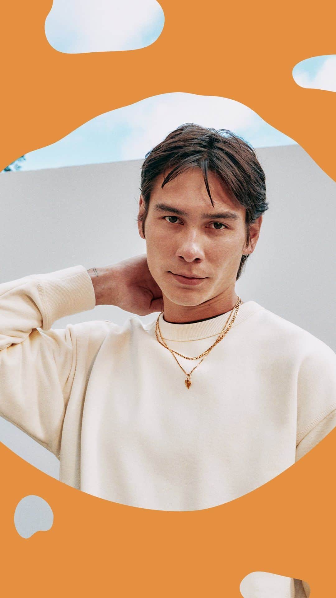 converseのインスタグラム：「The one and only @evanmock rocking the all-new Gold Standard set 🌟 #CreateNext   Shop the entire collection of ultra-premium apparel now on Converse.com.」