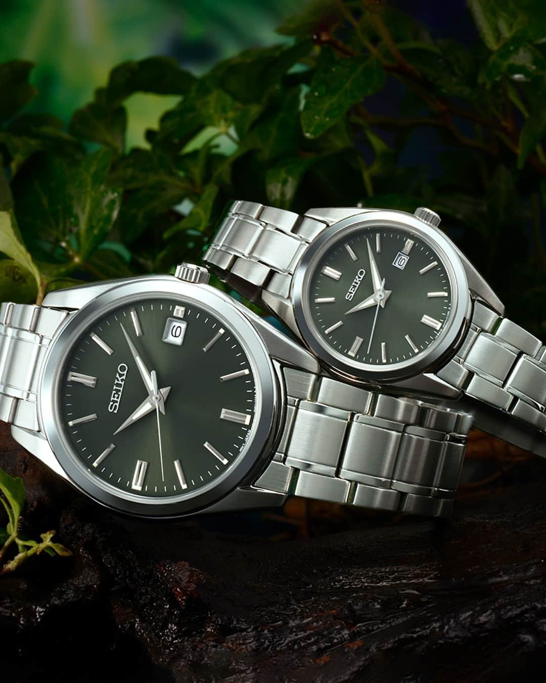 Seiko Watchesのインスタグラム：「We're Thinking Two Is Better Than One 🍃 - Fall is on the way, and greens are a staple for the season! #SUR527 & #SUR533 crisply display their olive green sunray dials inspired by the depth of the forest. In two different-sized cases, this duo is crafted of stainless steel with a streamlined case and bracelet design  to close summer with a sleek and fresh style.  #Seiko #SeikoEssentials」
