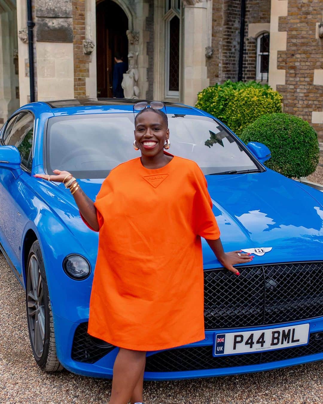 のインスタグラム：「Who run the world...  We’ve partnered with @thestack.world, an online platform designed to connect the next generation of woman in power, to host the ultimate summer driving experience complete with a fleet of Bentleys.  Following the driving experience our guests sat down with Sharmadean Reid founder of The Stack, who facilitated a discussion around what it means to be a driver and the empowerment that it can lead to.」