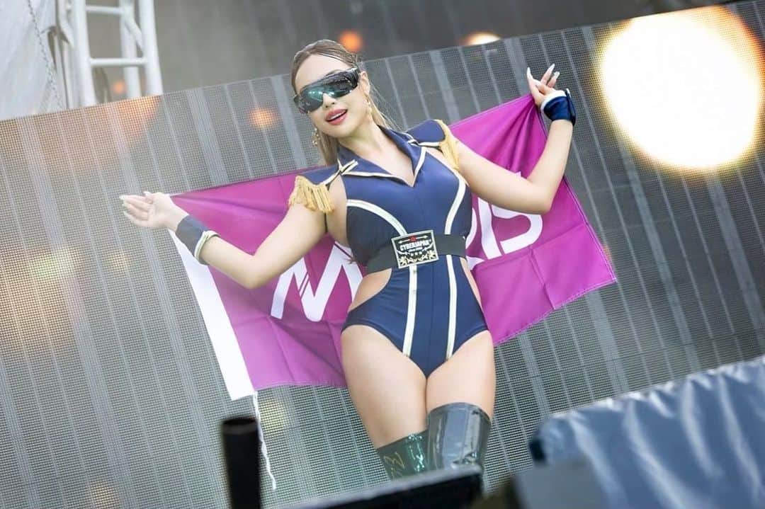 のインスタグラム：「遂に明日‼️9/16(土), 9/17(日) 🔥ULTRAJAPAN🔥です🙌！！ 今年も２Days出演します！！！  📍Tokyo Odaiba Ultra Park (お台場ULTRA PARK特設会場 / 江東区青海1-1) 開場 10:00 / 開演 11:00 / 終演 21:00   大好きなULTRAで踊れるのは本気で 光栄です！！😭✨✨✨✨✨ 全力で楽しみましょう🔥🔥🔥  Are you ready？？  #cyberjapan #junon #ultrajapan #サイバージャパン　#ジュノン　#ウルトラジャパン」