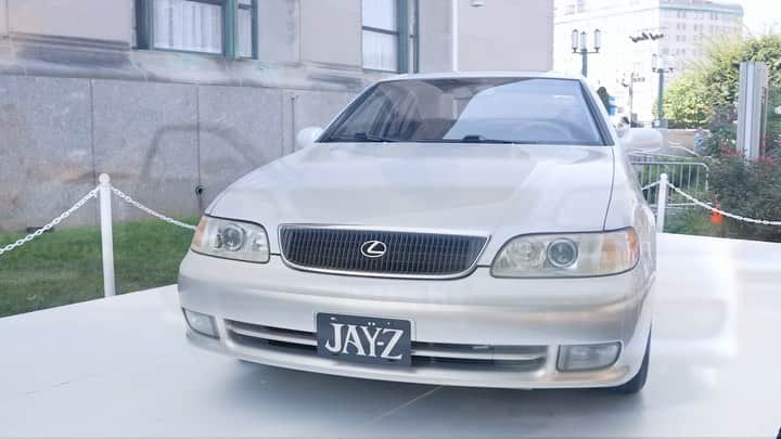 Lexus USAのインスタグラム：「#Lexus is excited to partner with @rocnation to bring JAY-Z’s iconic “Off-White Lexus” to The Book of HOV, a tribute exhibition at the Brooklyn Public Library (Central). The JAY-Z 1993 Lexus GS 300 will be on display for the remainder of exhibit, which runs through December. #TBT」