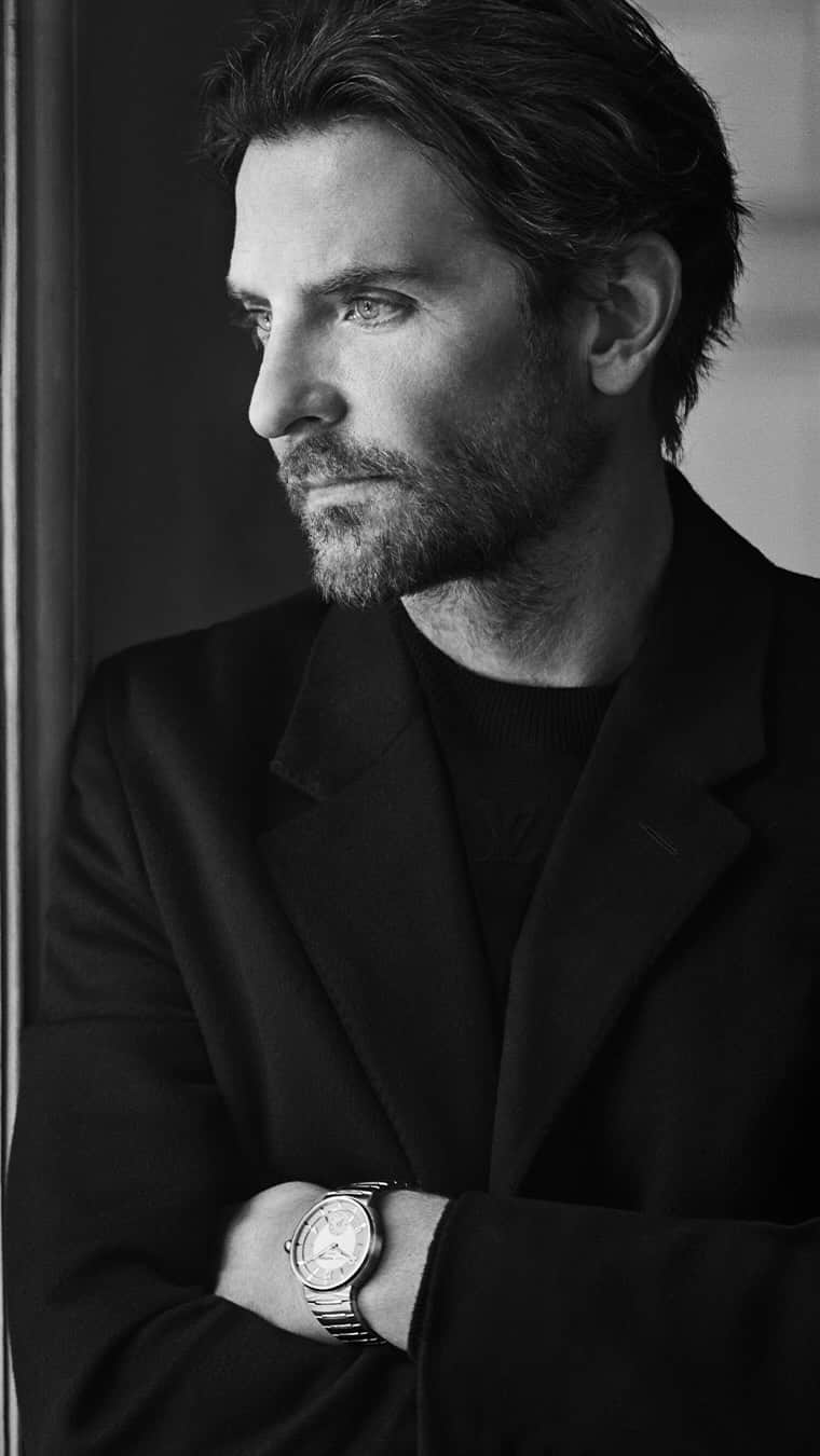 LVMHのインスタグラム：「@louisvuitton presents the new Tambour watch.  Honoring a milestone in the Maison’s watchmaking history, the new Tambour reinterprets an emblematic Louis Vuitton timepiece, showcased in a campaign starring the House Ambassador Bradley Cooper, by filmmaker Damien Chazelle, in the heart of Paris.  #LVMH #LouisVuitton」