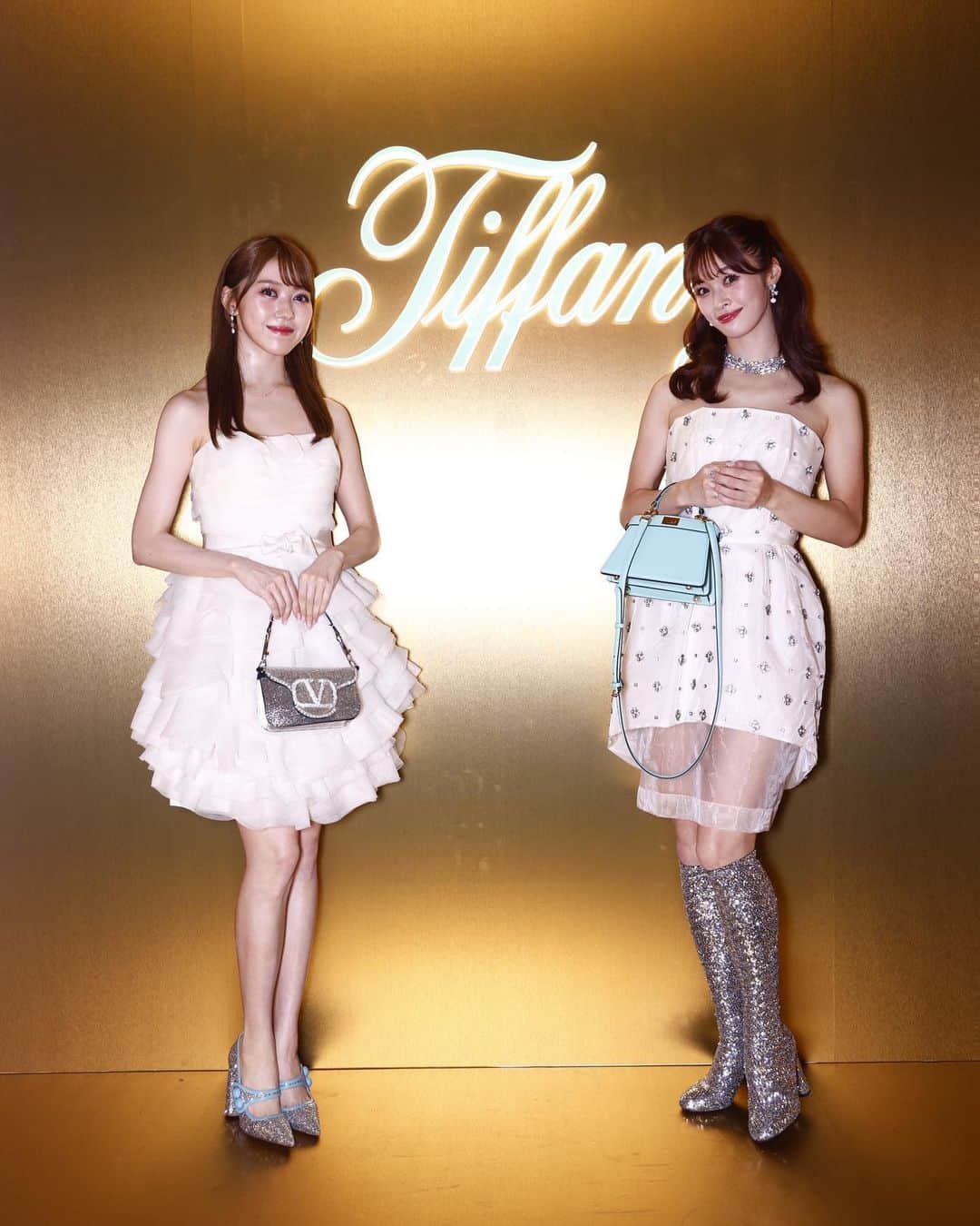 君島憂樹のインスタグラム：「🩵🤍💍💎 Tiffany Omotesandoのオープニングイベントに妹と参加させて頂きました🥹 ⁡ あーでもないこうでもないと言いながら準備する姉妹時間楽しかったな🩵🩵🩵 好きなものが似てても、違う個性を持ちながら 刺激し合える1番近くにいる妹👍💍🤍 たくさん写真撮ってくれてありがと✋🥹💎  #Tiffany #姉妹 #sister  #Tiffany✖︎fendi #コラボ #fendi @__mimiworld__」