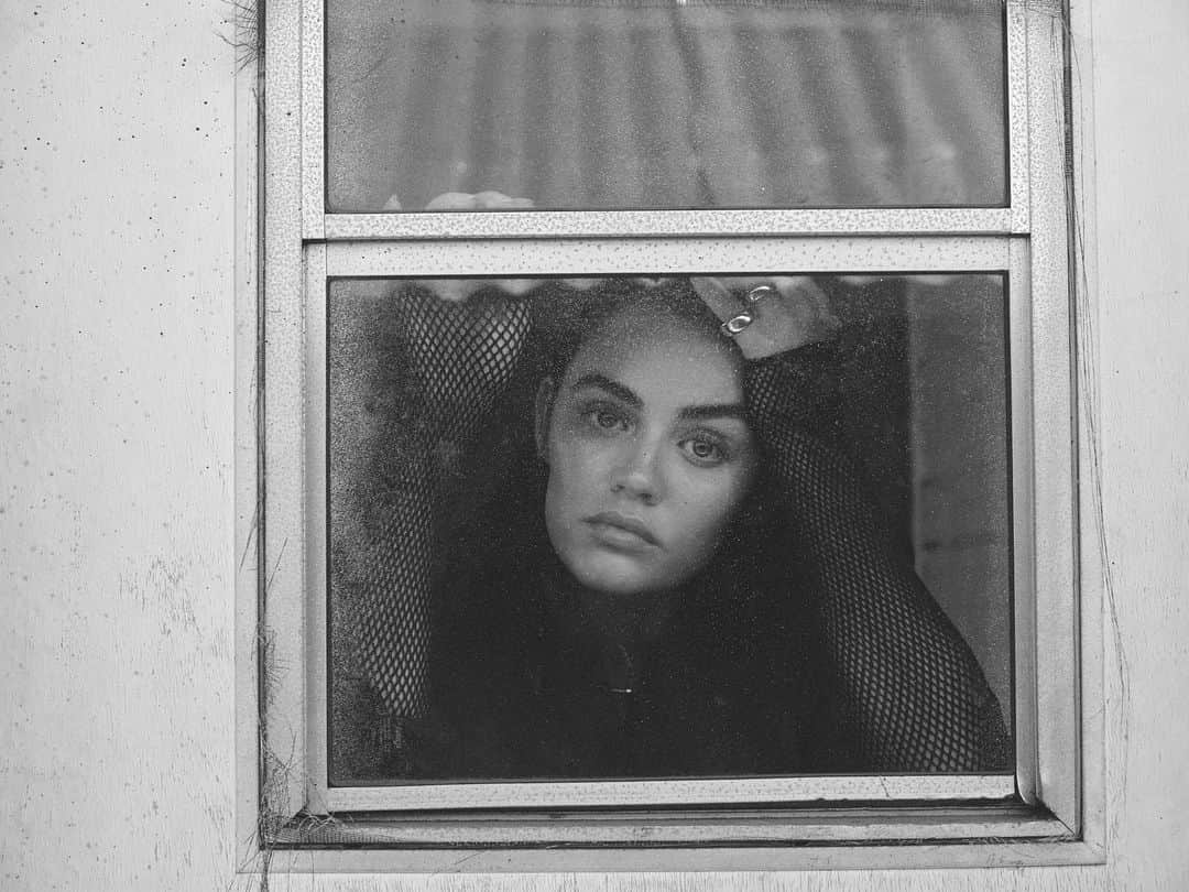 ルーシー・ヘイルさんのインスタグラム写真 - (ルーシー・ヘイルInstagram)「this was such a good day despite my sad girl eyes & one of my favorite shoots ever ever. Thank you @numero_netherlands 🖤 Photographer: @dennisleupold Stylist: @orettac Makeup Artist: @jennakristina @forwardartists Hair: @bridgetbragerhair @thewallgroup Photography assistants: @winston_king_artist @alli.g.studio Styling assistant: @166hl Tech: @kevinleupold Editor: @timiletonja Interview: @janaletonja Cover design: @arthurroeloffzen Special Thanks: @theledecompany @morganpesante @katiegreenthal @alexlabrie」9月15日 14時40分 - lucyhale