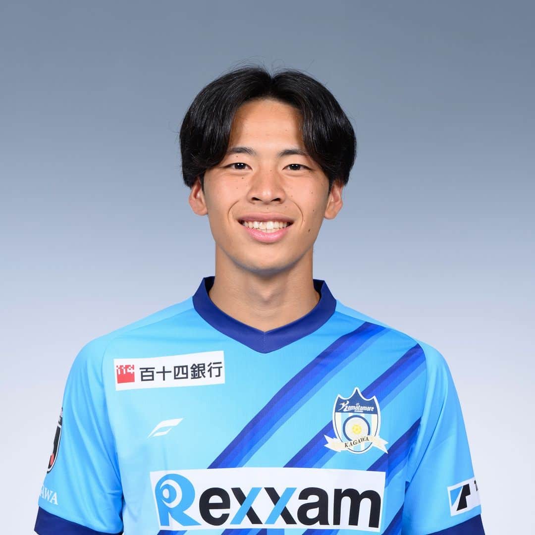カマタマーレ讃岐のインスタグラム：「このたび、カマタマーレ讃岐U-18所属の 山本 勇武 選手がトップチーム登録(2種)となりましたので、お知らせいたします。  トップチーム登録(2種)選手は、日本サッカー協会第2種チームに所属しながら、Jリーグの公式戦に出場することが認められます。  【選手名】 山本 勇武 (やまもと いさむ)  【ポジション】 DF  【背番号】 33  【生年月日】 2005年9月23日  【身長/体重】 171cm/65kg  【出身地】 高知県  【経歴】 大津SSS - エストレーラス高知 - 高知ユナイテッドSCジュニアユース – カマタマーレ讃岐U-18(英明高校)  【特徴】 縦への推進力と一対一の守備能力に秀でた選手  【本人コメント】 「この度、2種登録をしていただき大変嬉しく思います。サポートしていただいている周りの方々やこのような成長できる機会を与えていただいた方々に感謝し、自分の強みを発揮できるよう頑張ります。応援よろしくお願いします。」」