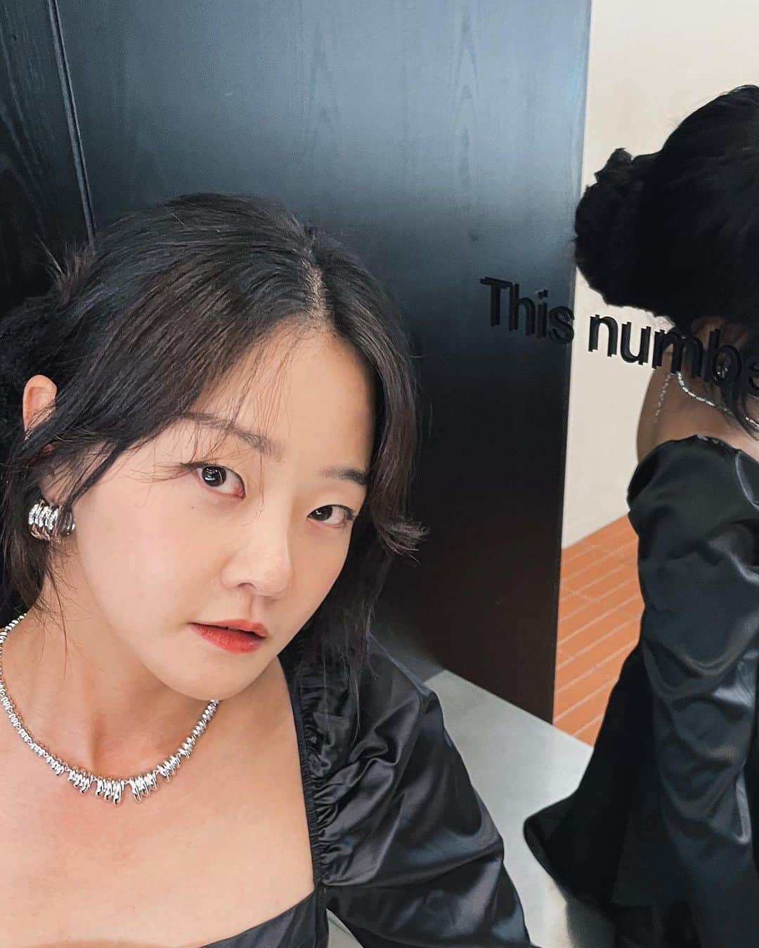 ヒョニ・カンさんのインスタグラム写真 - (ヒョニ・カンInstagram)「Congrats 🎉@numbering_official busan flagship store open! 🎀  . . #넘버링 #넘버링부산플래그십스토어」9月15日 15時22分 - hyoni_kang
