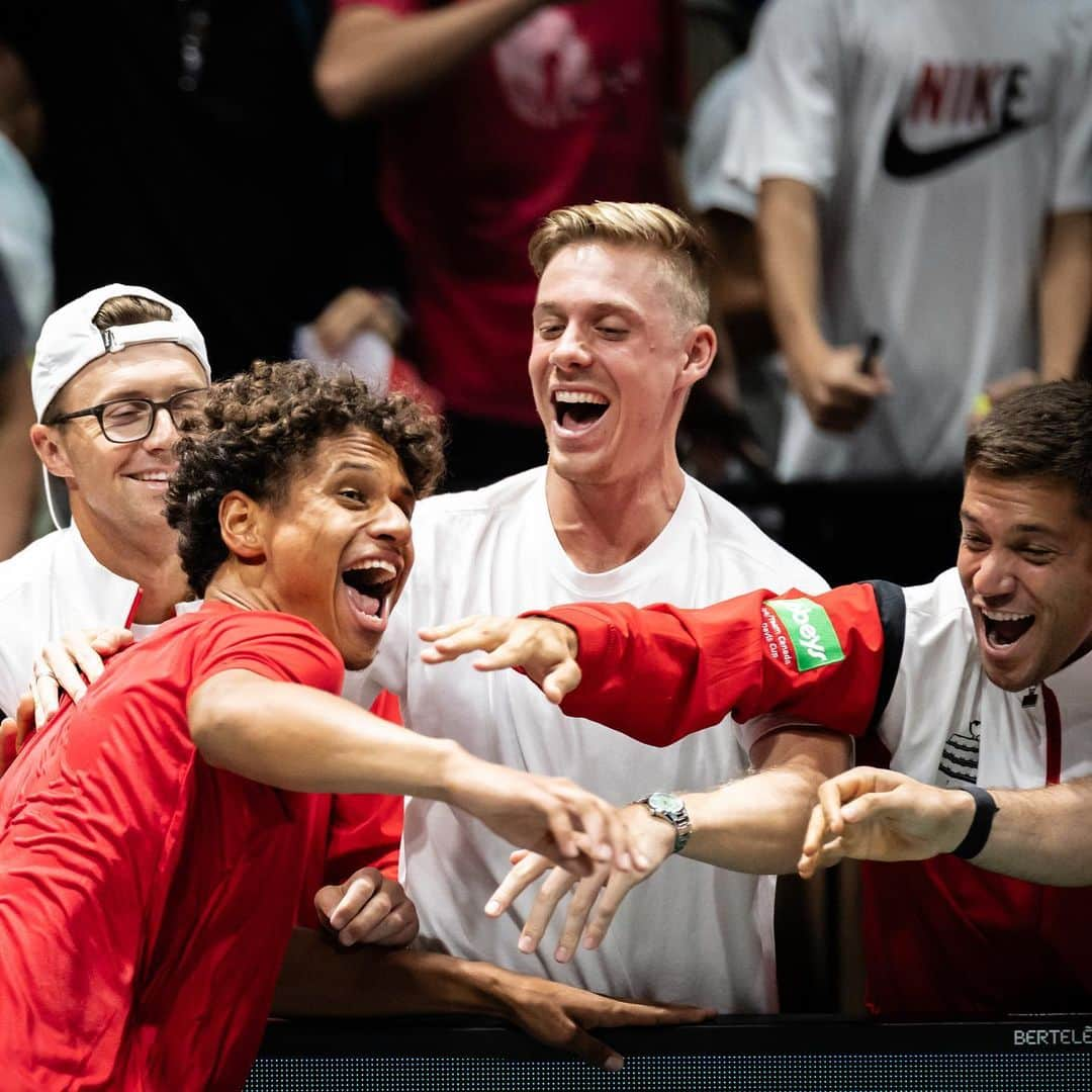 デニス・シャポバロフのインスタグラム：「6-0 and not done yet!!! Let’s goooo 💪🏼🇨🇦❤️‍🔥  📸 @danielecombiphotographer」