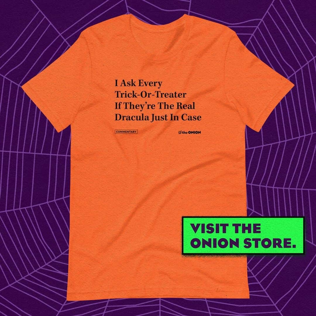 ジ・オニオンさんのインスタグラム写真 - (ジ・オニオンInstagram)「NOTICE: All Onion Store t-shirts are single-occupancy unless otherwise specified.⁠」9月15日 7時30分 - theonion