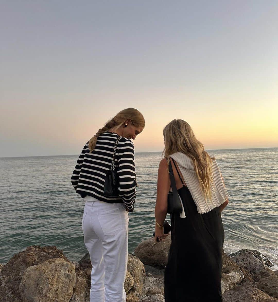 アビー・チャンピオンのインスタグラム：「camera roll round up 📷」