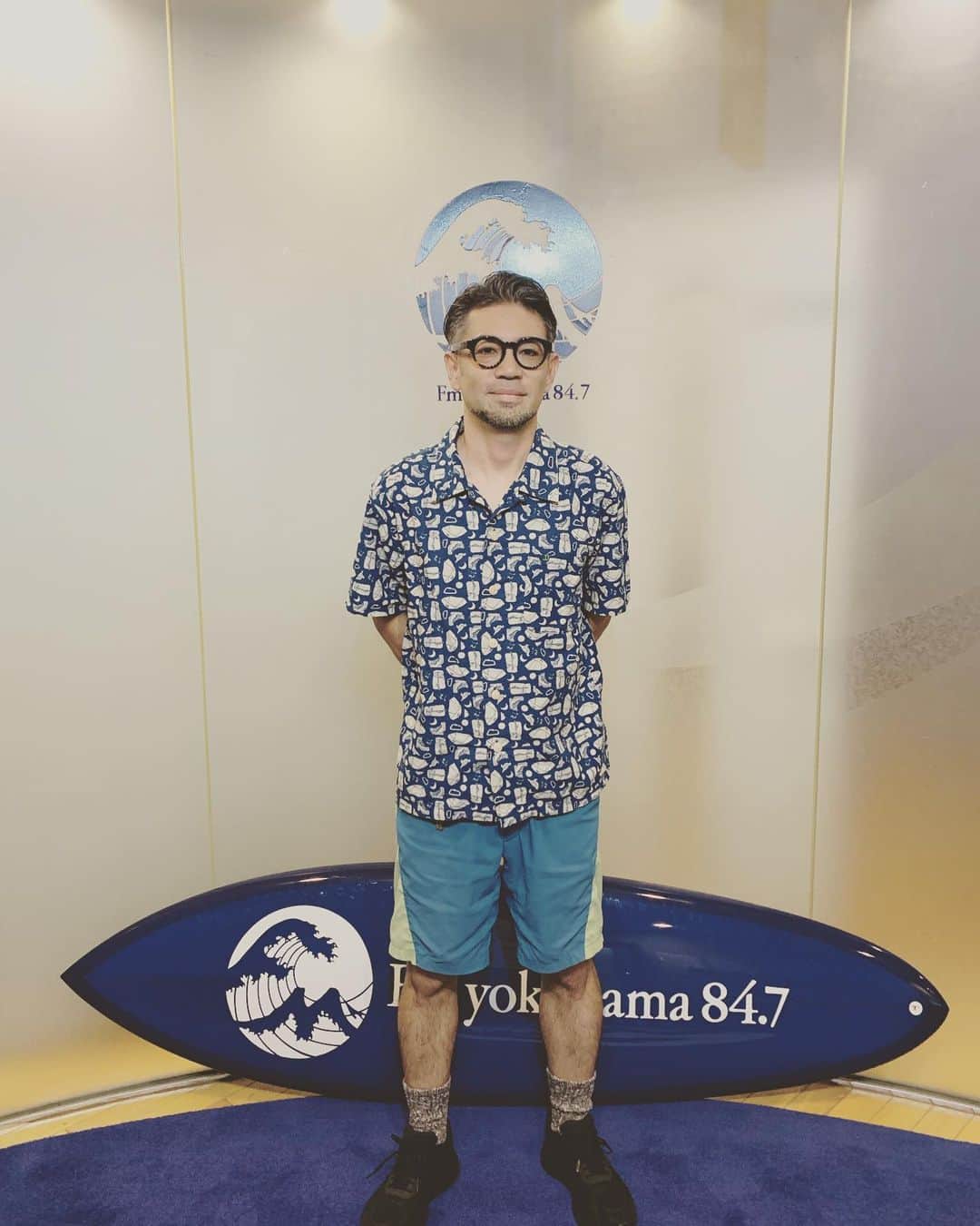 河口恭吾さんのインスタグラム写真 - (河口恭吾Instagram)「FM横浜　日曜夜12時から放送の私の番組  『Coastline 84.7』収録 メール沢山頂いてやりがいあります。リスナーの皆さまありがとうございます。  FM横浜は桜木町にあるのですが、駅を降りると海風がいつも気持ち良いです。  収録終えたら、夜の横浜でした。  #FM横浜　#FM横浜coastline #トーク　#保護犬と暮らそう  #保護犬との暮らし #保護犬と暮らす  #保護犬モギー」9月15日 8時54分 - kawaguchikyogo