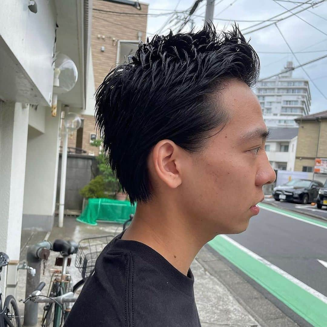 DRESSKINさんのインスタグラム写真 - (DRESSKINInstagram)「皆に愛される名店barbershop KINGのスタイル💇💈  Repost from @barbershop_king   @barbershop_king  @barbershop_king_ikejiri   #barbershopking #shimouma #menshairstyle #dresskin #mensgroomingproducts #バーバーショップ #キング #三軒茶屋 #下馬 #池尻大橋 #床屋  #バーバースタイル  #バーバーカット #メンズヘアカット #メンズヘアセット #メンズヘアスタイル #ドレスキン #メンズコスメ #メンズグルーミング」9月15日 8時55分 - dresskin_official