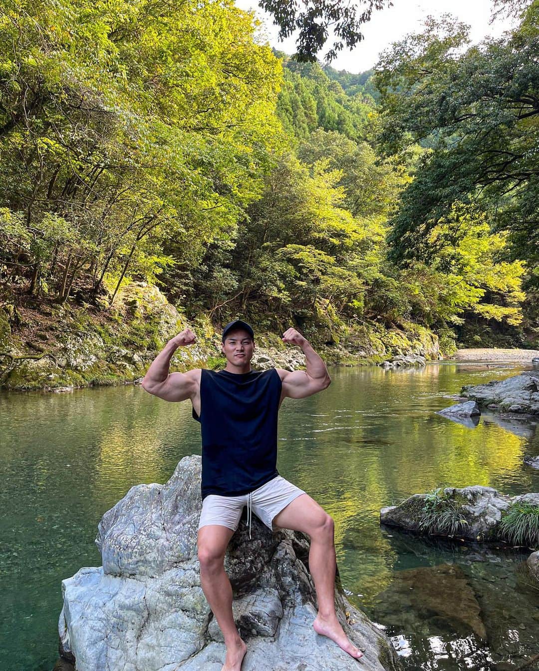 田口純平さんのインスタグラム写真 - (田口純平Instagram)「自然の遊びが一番最高  とんでもなく水冷たかったけど 笑」9月15日 9時31分 - junpei_taguchi