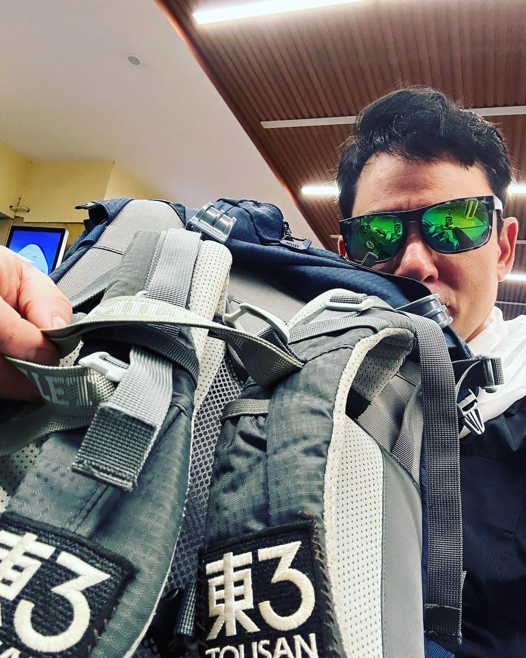 野口健のインスタグラム：「では、ちょっと出かけてきますね。すぐに戻ってきますね。眠い🥱  #野口健#マナスル」