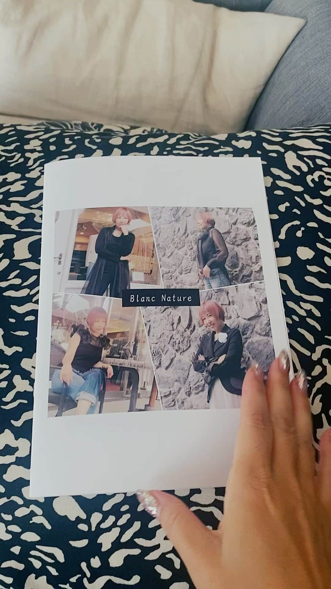のインスタグラム：「ブランナチュールの冊子が届きました！ ありがとうございます。  #神谷えり #blancnature」