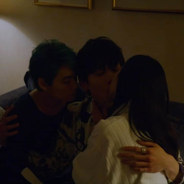 矢野聖人のインスタグラム：「11月17日公開。映画「車軸」予告動画 ⚠︎サイズの問題で左右切れちゃってるのはご了承ください🙇」