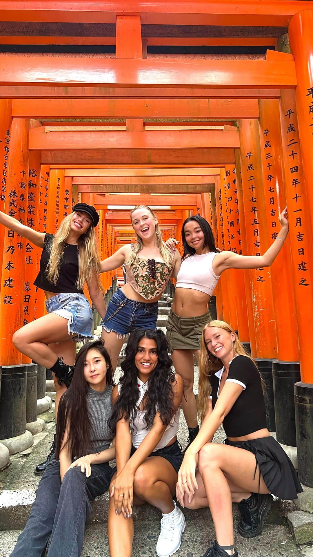 Ultra Angelsのインスタグラム：「We love you Japan ⛩️  Matcha, Kyoto, food and lots of trains!   #ultrajapan #kyoto」
