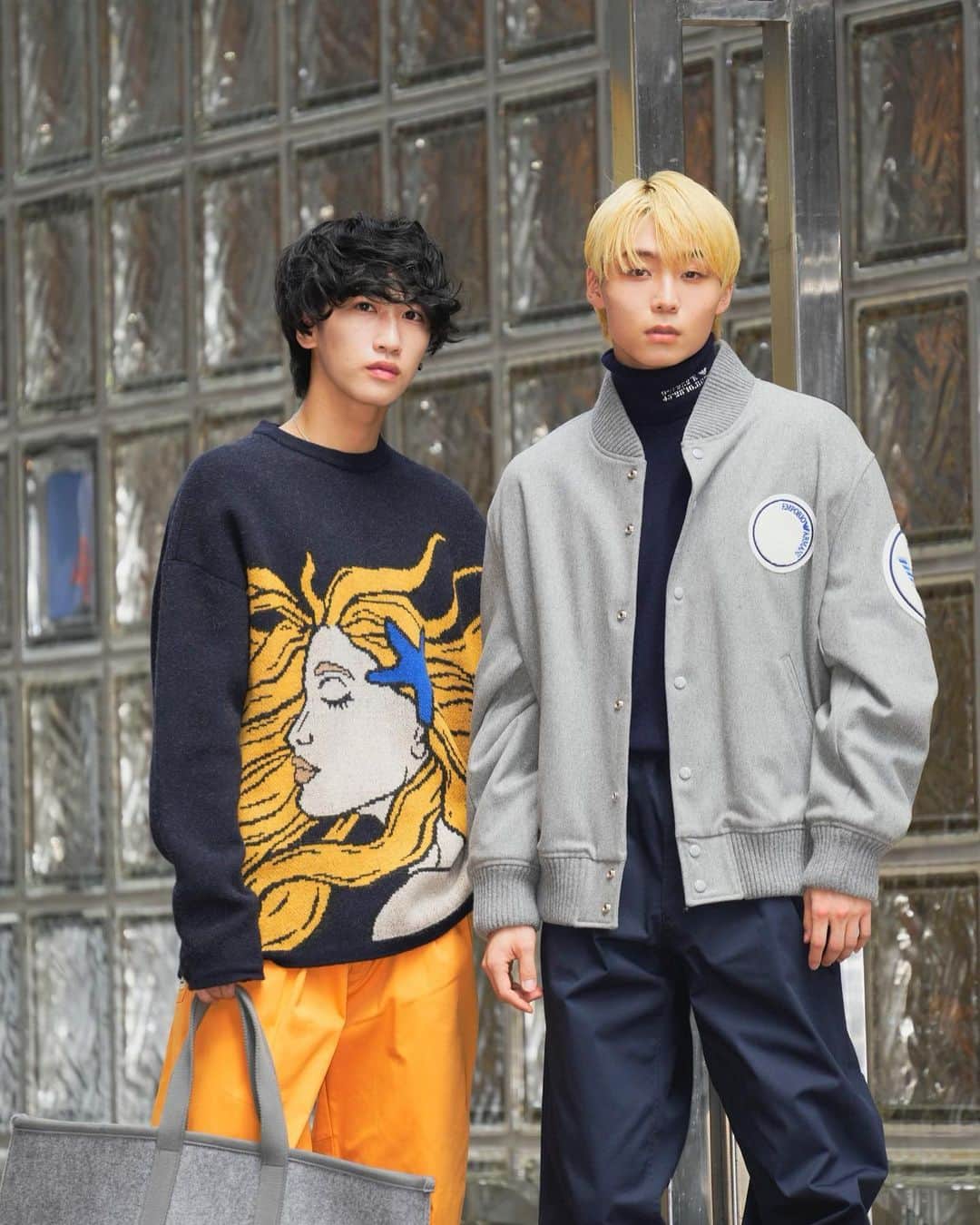 八村倫太郎（WATWING）のインスタグラム：「@emporioarmani  EMPORIO ARMANIが、この秋に世界同時発売するサステナブルコレクション。環境にやさしい素材は身体にも心地よく馴染みました。何よりデザインや形が最高でした。是非。  #EmporioArmani #EAsustainable #pr」